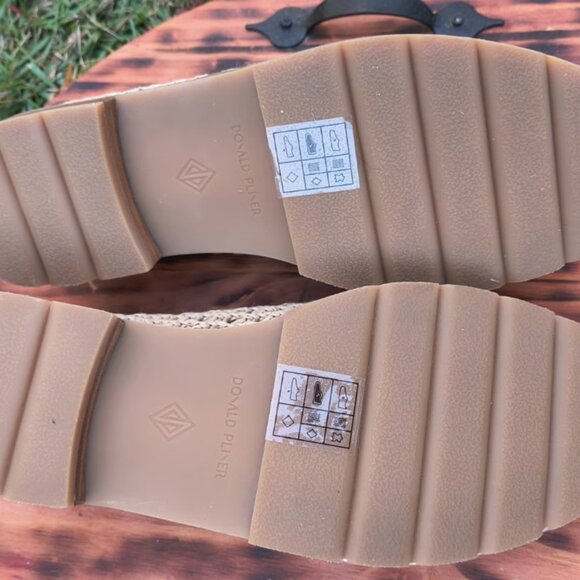 NEW Donald Pliner Lenny Woven Raffia Tassel Loafer (Women) Sz 8M Originally $240 - Picture 4 of 7